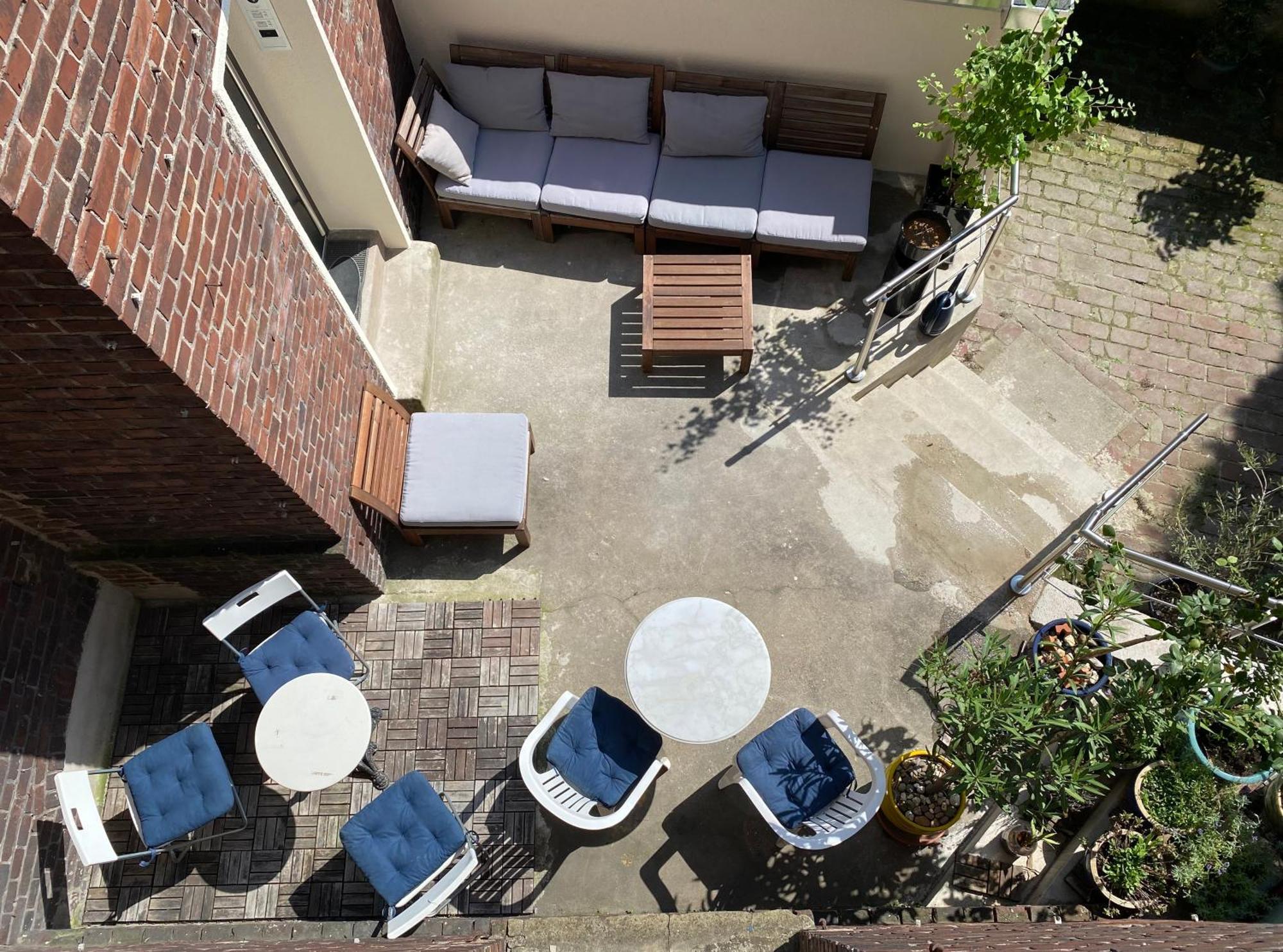 2 Rooms, Free Parking, 25 Min To Duesseldorf, 150 Mbps Wlan Duisburg Eksteriør billede